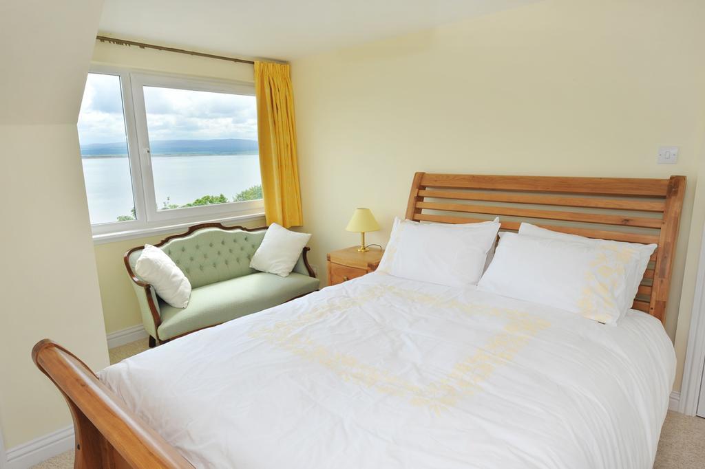 Roth Ach Bed & Breakfast Avoch Oda fotoğraf